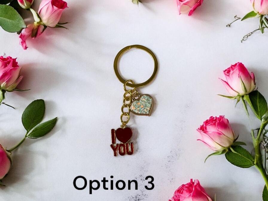 ๐ โI LOVE Youโ Gold-Plated Keychain ๐