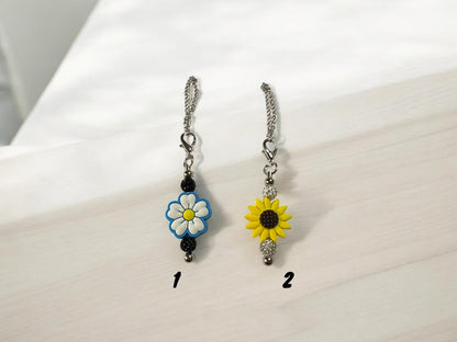 Flower Pendants with Sparkly Charms - Assorted Drink Bottle / Cup Charms (Silver Chain)